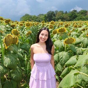 Meet your Posher, Valentina